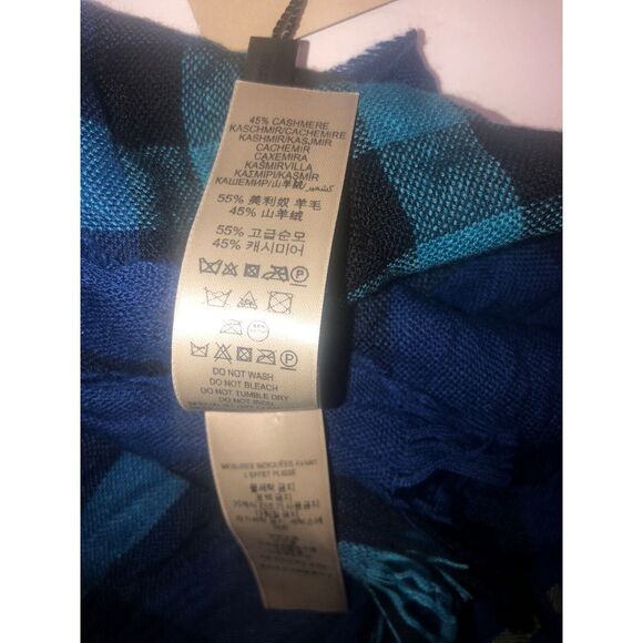 BURBERRY Cerulean Blue Check Wool Cashmere Blend Scarf Scotland 200x45 cm NEW - Picture 9 of 10